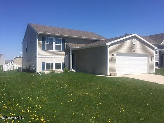 2nd image of 9817 Crystal Cir