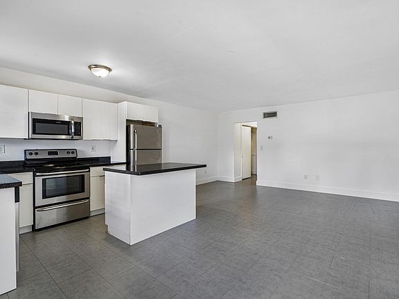 3rd image of 12506 NE 4th Ave APT 209