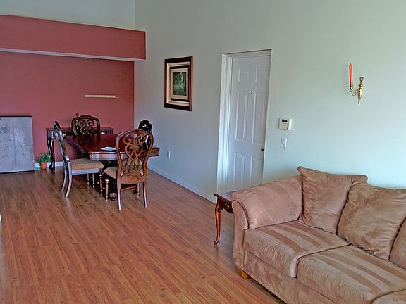 5th image of 1220 Villa Lane