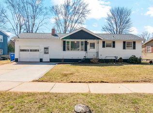 45 Venus Ave, Burlington, VT 05408