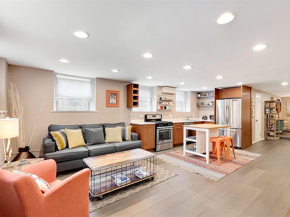 1st image of 1275 N Clarkson St #17G