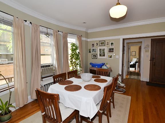 2nd image of 5550 N Glenwood Ave APT 1E