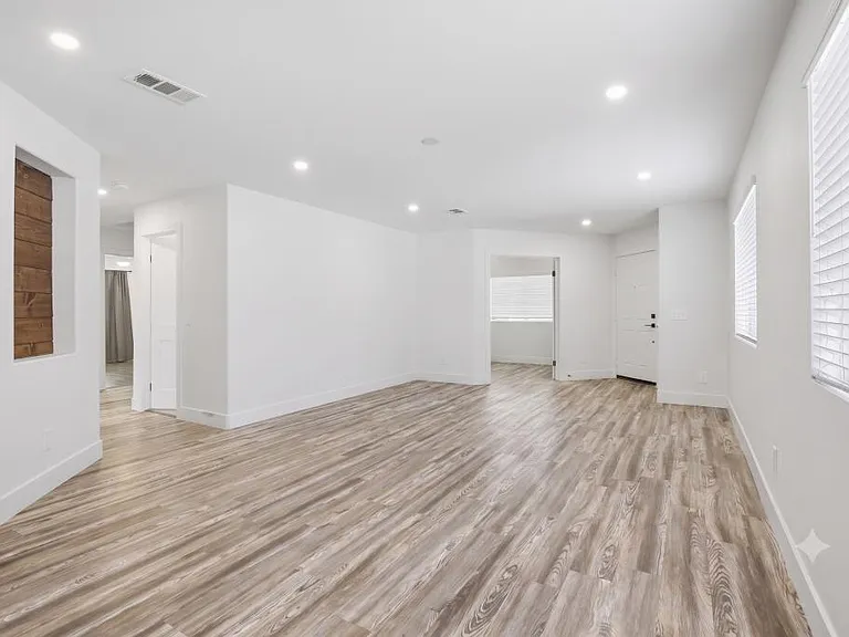 23856 Silver Summit Ct — Photo 37