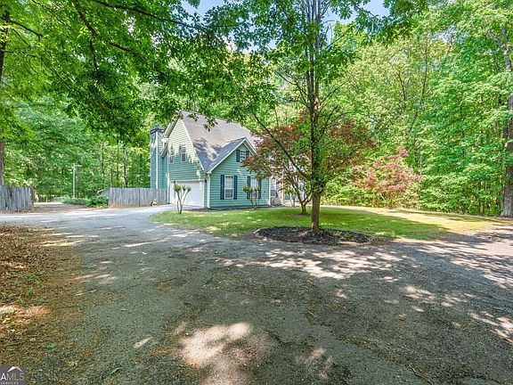 4th image of 365 Hillview Rd