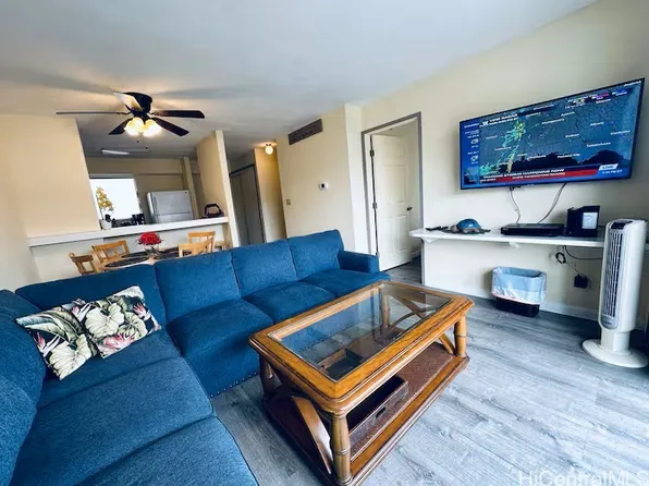 1909 Ala Wai Blvd APT 901, Honolulu, HI 96815