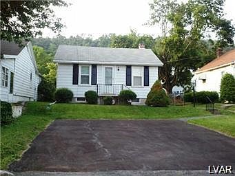 2nd image of 1303 Lehigh Ave