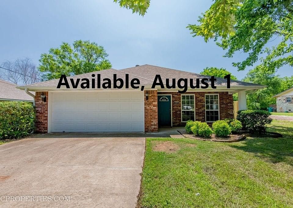 Available for August 1st move-in. Currently occupied. Please call to schedule a showing!
