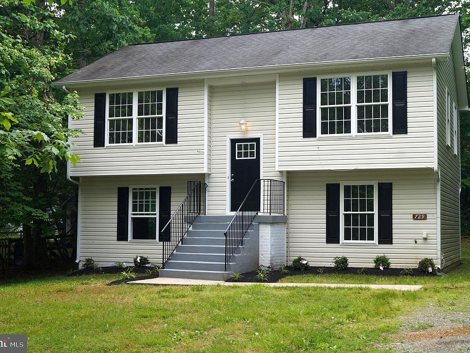 2nd image of 729 Canterbury Dr