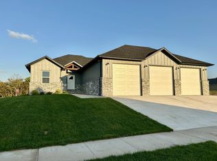 1460 N Carter Way, Republic, MO 65738