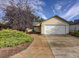3165 SW Metolius Pl, Redmond, OR 97756