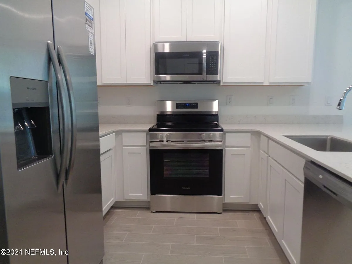 Building Photo - 4322 Leeward Breeze Loop