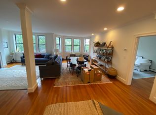 1188 Beacon St #BCA70E0C1, Brookline, MA 02446
