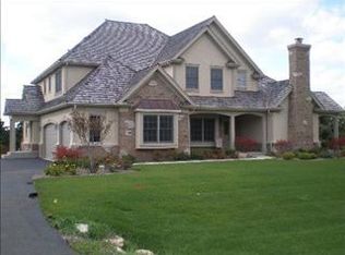 1139 Tara Dr, Woodstock, IL 60098