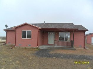 668 E Woodleaf Dr, Pueblo West, CO 81007