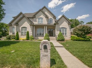 2107 Higgins Ln, Murfreesboro, TN 37130