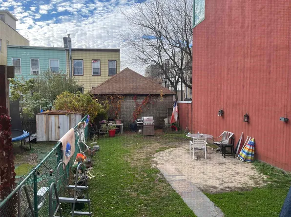 221 53rd Street image 5 of 21