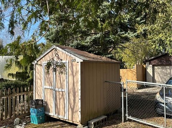 326 Herkimer St, Hamilton, ON L8P 2J1
