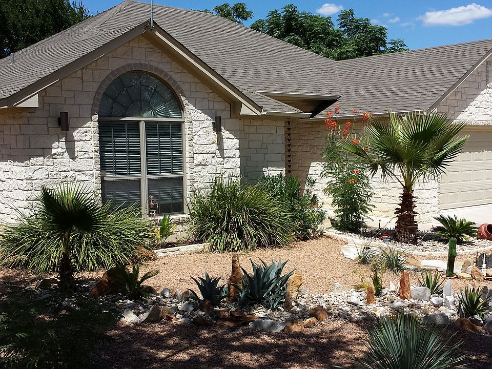 1st image of 409 Woodland Park Dr