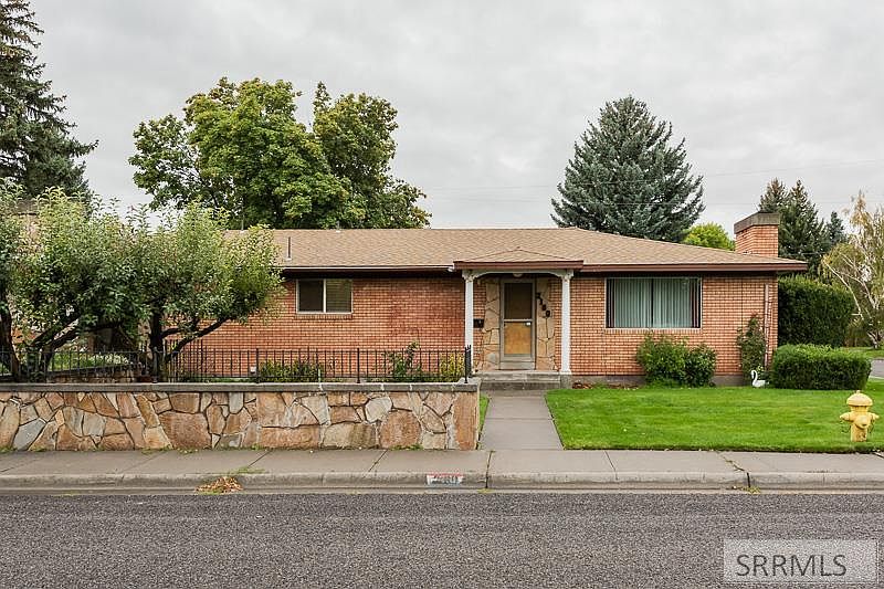 1st image of 2160 Aegean Ave