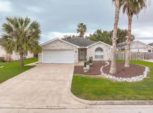 35 Lakewood Dr, Laguna Vista, TX 78578