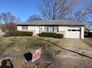 1690 Clover Ln, Florissant, MO