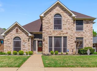 1907 Arbor Creek Dr, Carrollton, TX 75010