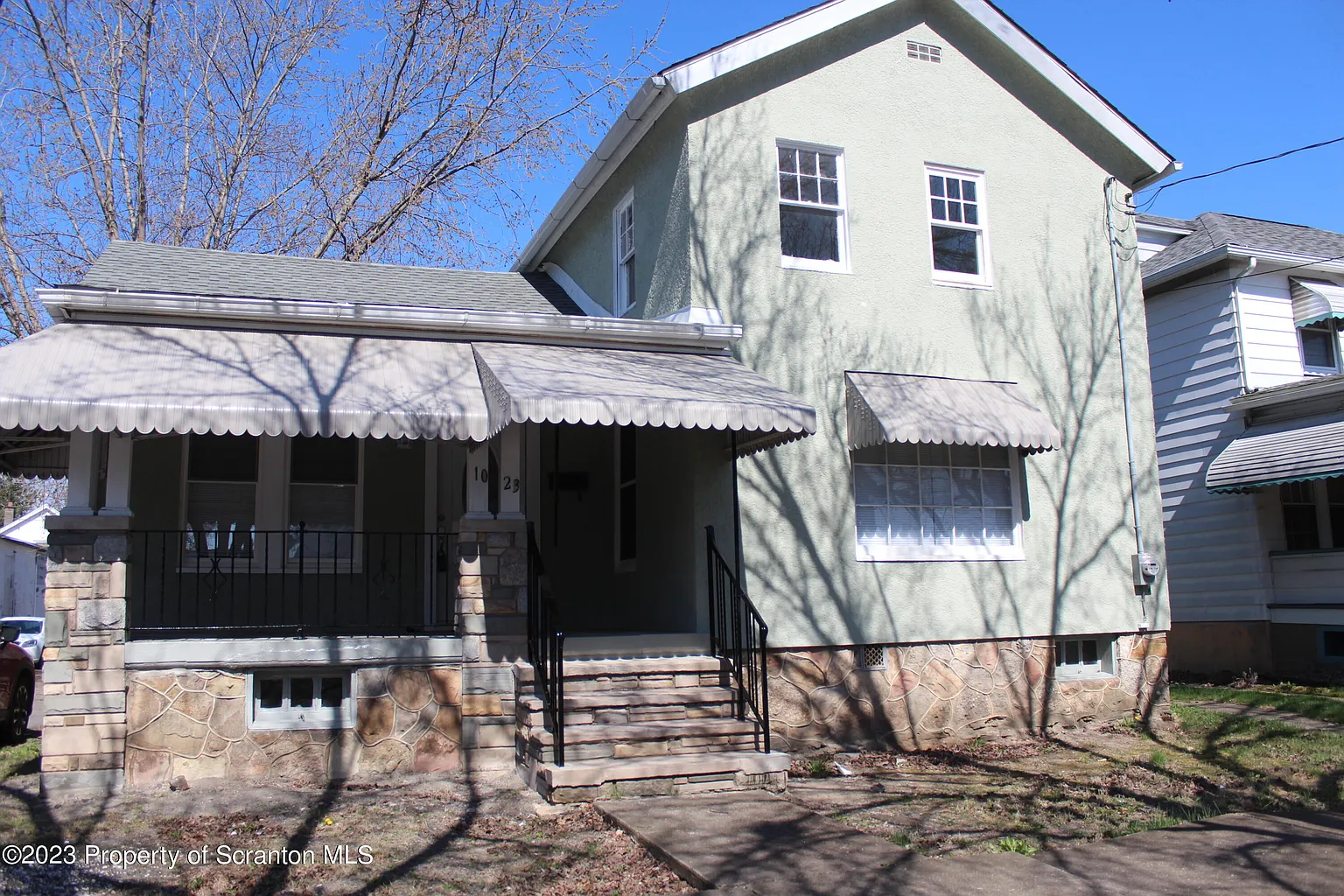 1023 Prescott Ave photo 1