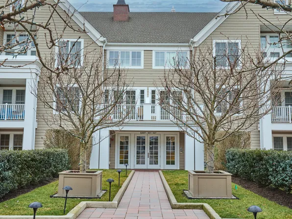 77 Havemeyer Lane #415, Stamford, CT 06902