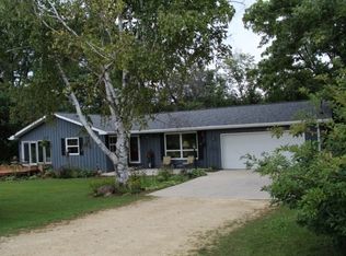 564 Echo Valley Rd, Brooklyn, WI 53521