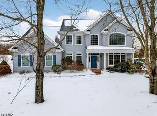 9 Winged Foot Ct, Montgomery Twp., NJ 08558
