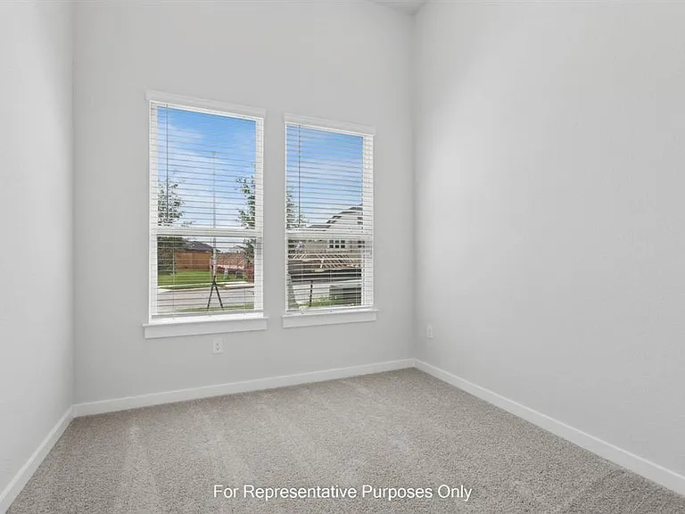 901 Corvallis Dr — Photo 14