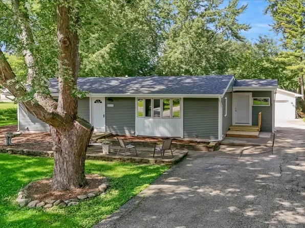 5212 Home Ave, McHenry, IL 60050