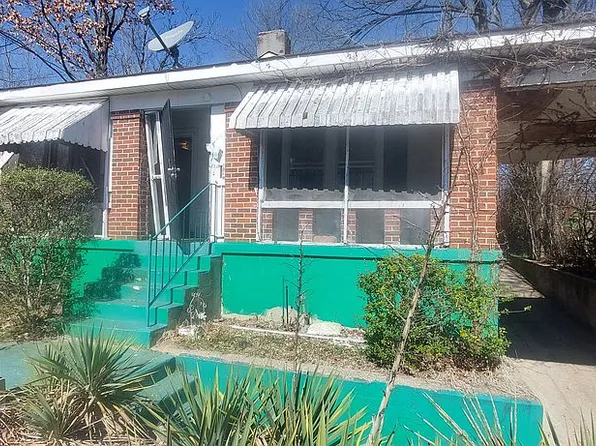 568 E Crump Blvd, Memphis, TN 38126