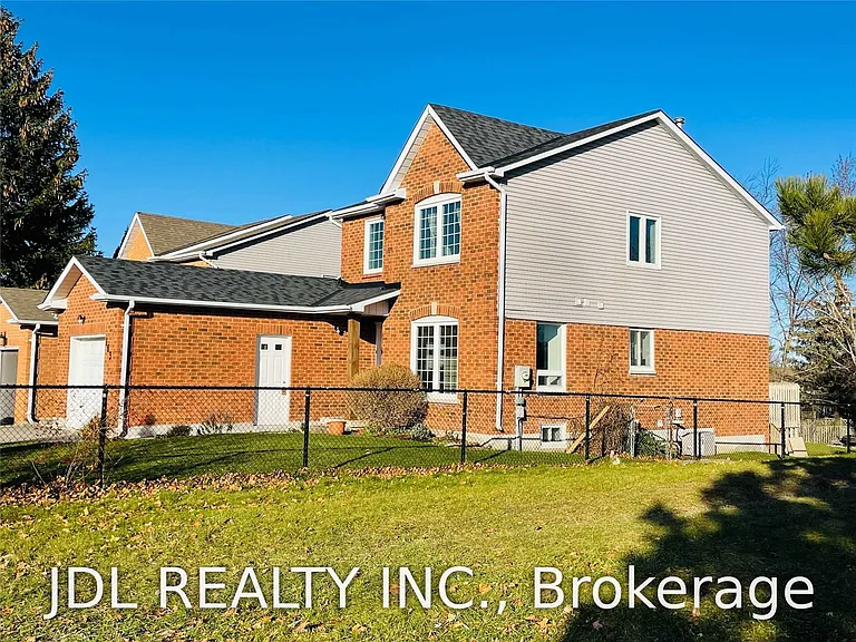 163 Carrick Ave — Photo 3