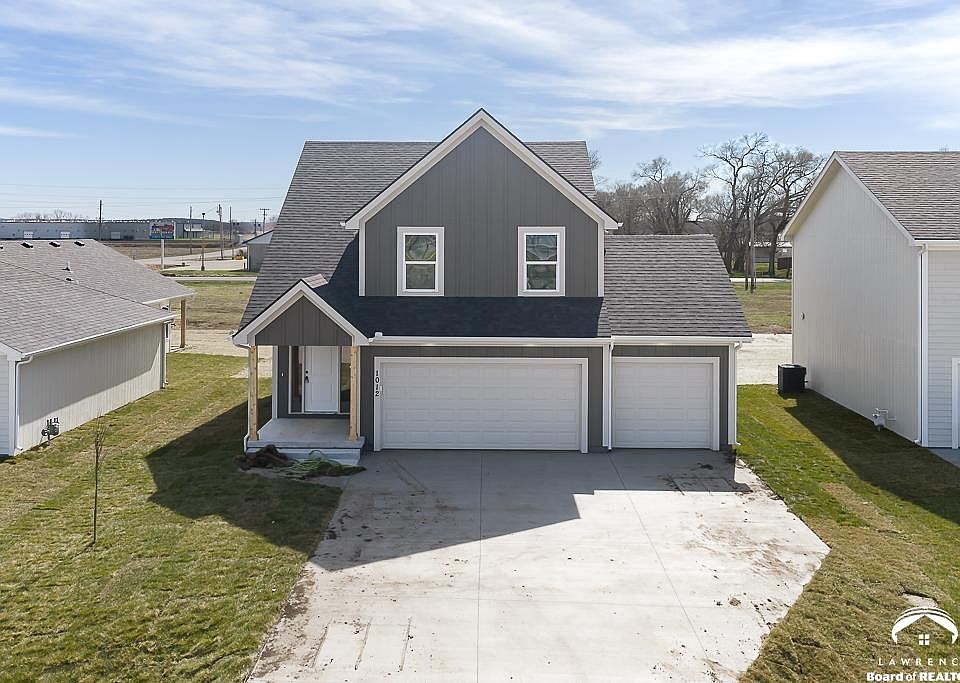 1st image of 1012 2nd St