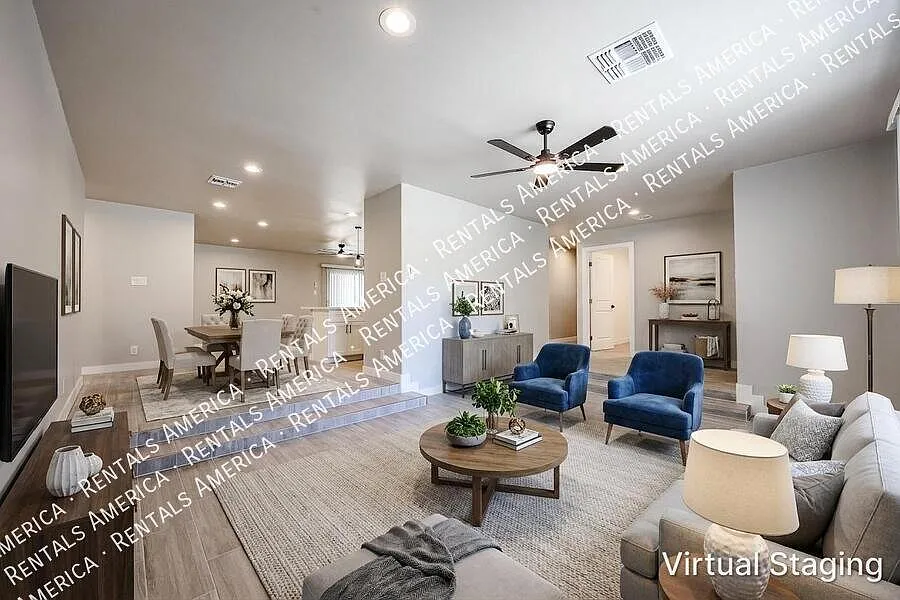 Stunning South Mountain Views in a Quiet, Upscale Neighborhood — Photo 3