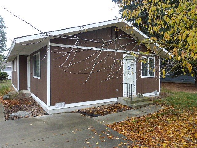 1st image of 415 S Prentis St