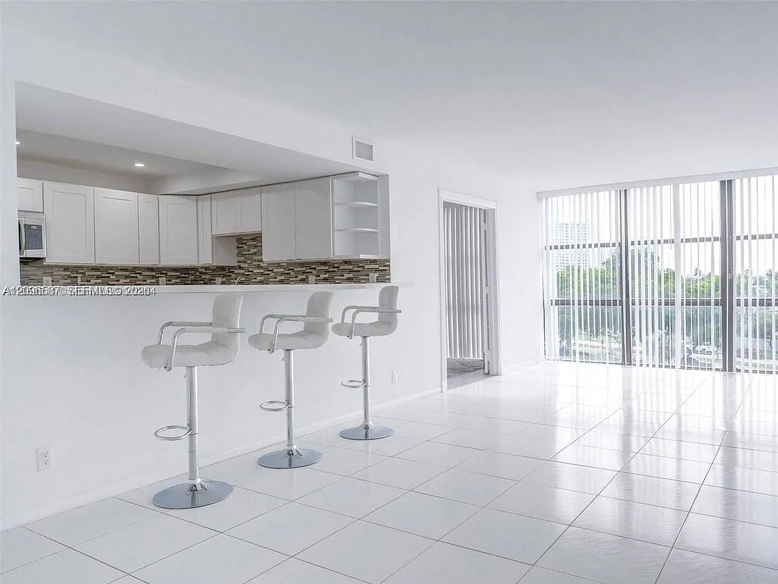 Oceanview Park Condo — Photo 2