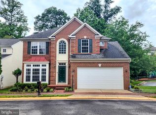 9120 Stonegarden Dr, Lorton, VA 22079