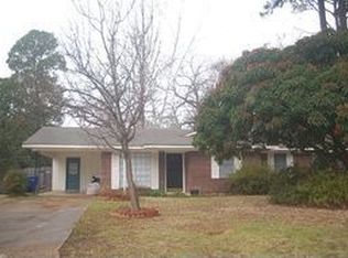 9450 Poinsetta Dr, Shreveport, LA 71118