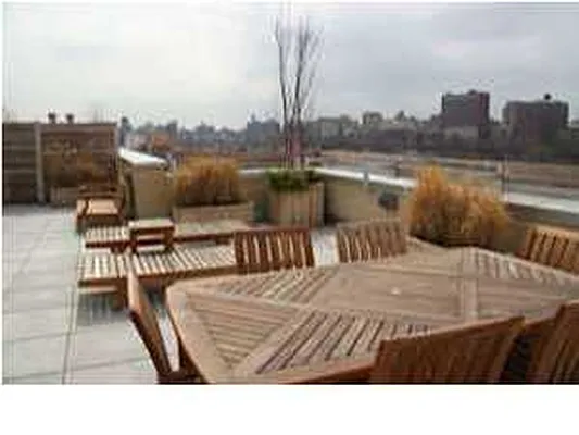 Rented by Evans Real Estate | media 15