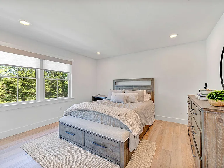 1095 Ryder Farm Ln — Photo 17