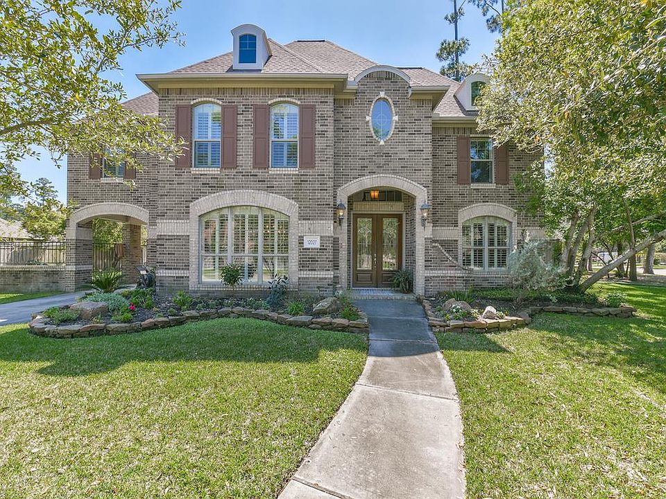 1st image of 12027 Via Siena Ln