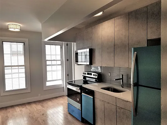 Rented by The Hamilton Group | media 13