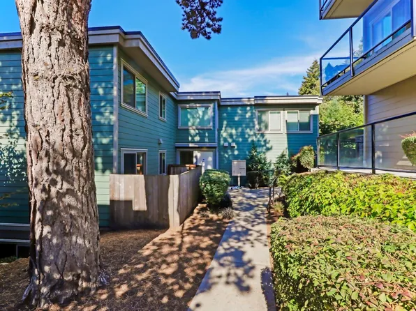 3200 81st Pl SE Unit A203, Mercer Island, WA 98040