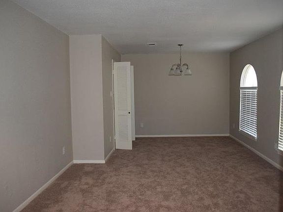 4th image of 8803 Langfield Ct