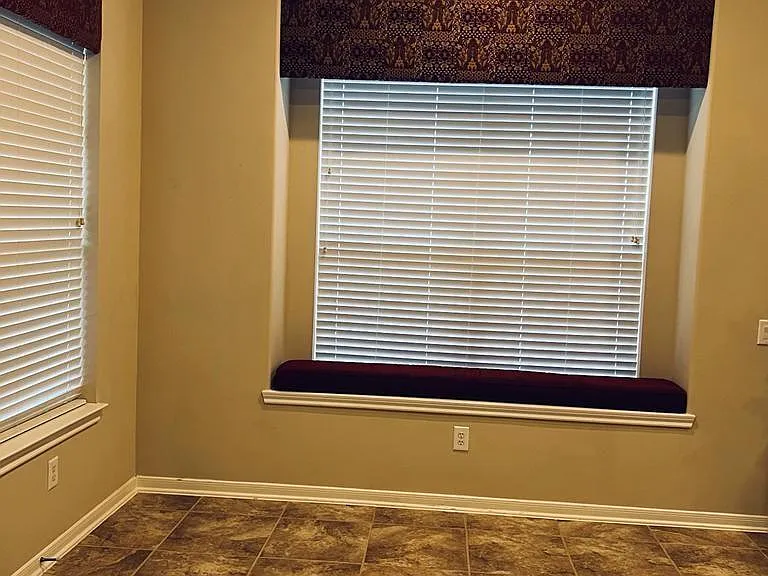 5235 Valley Bluff Ln — Photo 18