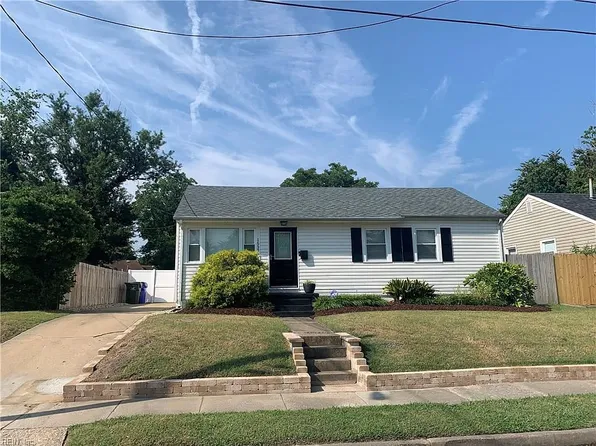 1537 Baychester Ave, Norfolk, VA 23503
