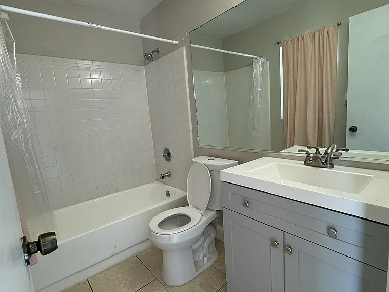 1512 Sophie Blvd — Photo 23