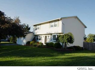 7361 Cedar Post Rd, Liverpool, NY 13088
